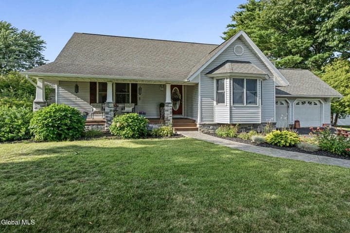 122 Latham Ridge Road, Latham, NY, photo 4