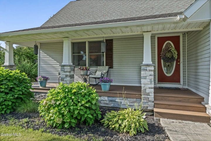 122 Latham Ridge Road, Latham, NY, photo 5