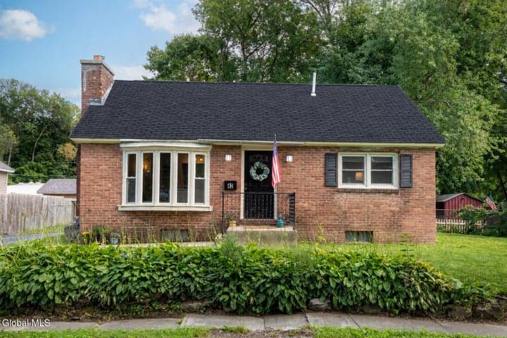 42 School Street, Hudson Falls, NY, photo 3