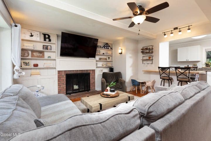 42 School Street, Hudson Falls, NY, photo 4