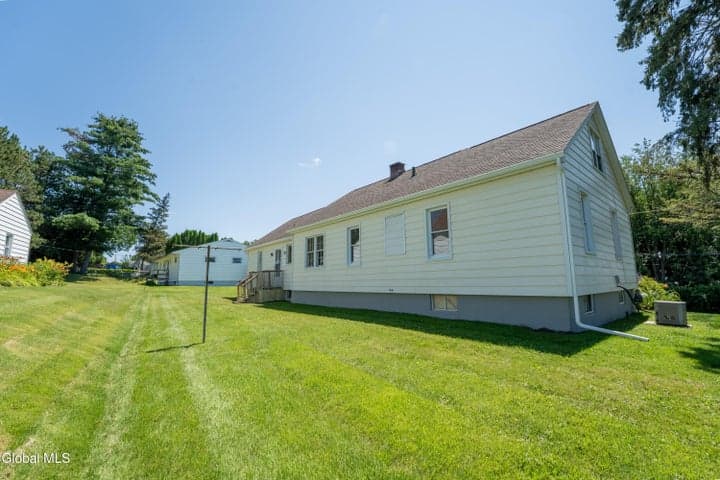 10 Highland Road, Amsterdam, NY, photo 4