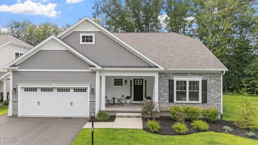 8 Fairway Court, New Scotland, NY