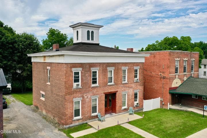 23 S William Street, Johnstown, NY