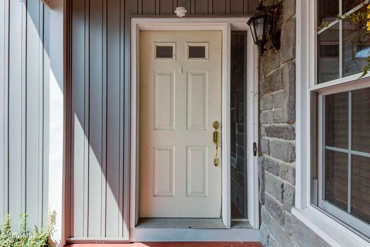 42 Greystone Drive, Guilderland, NY, photo 5