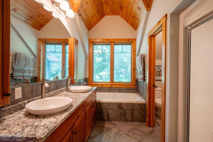27 Bobkat Lane, Hague, NY, photo 4