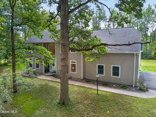 548 Boght Road, Colonie, NY