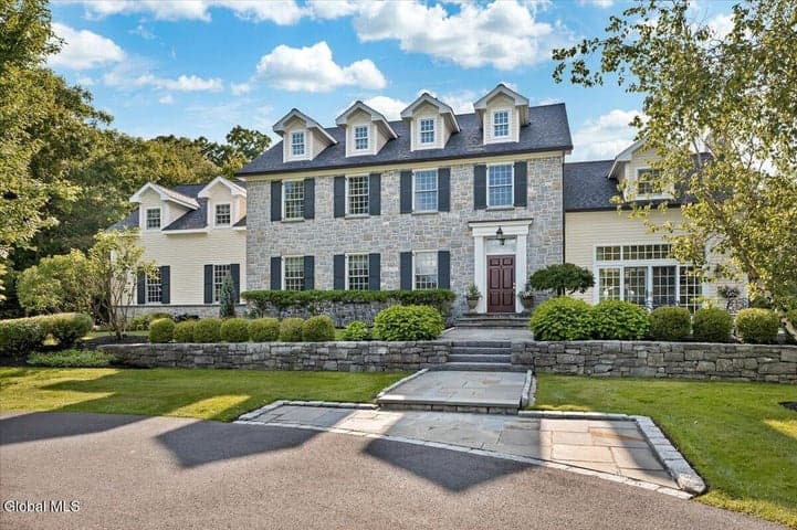 115 Woods Lane, Menands, NY, photo 1