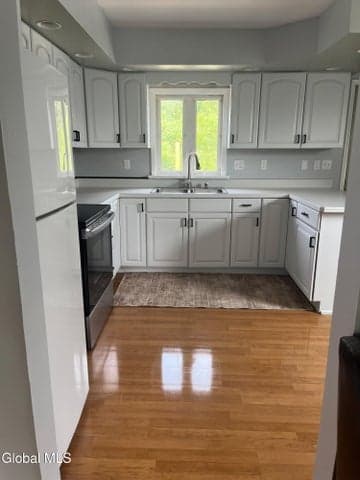 36 Castle Drive, Stillwater, NY, photo 2