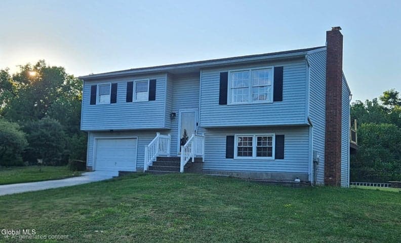 36 Castle Drive, Stillwater, NY