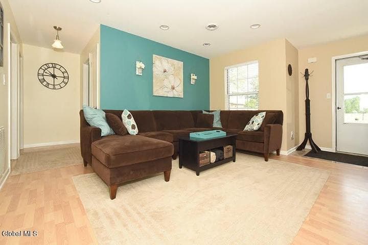 25B Pine Lane #APT 8, Albany, NY, photo 2