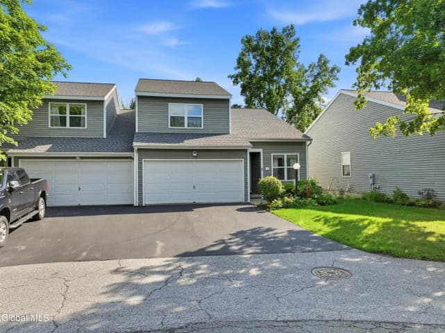152 Harvard Road, Watervliet, NY