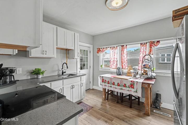 70 Walnut Street, Glens Falls, NY, photo 5