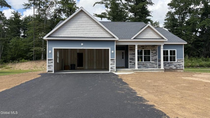2023 Philomena Drive, Schenectady, NY, photo 3