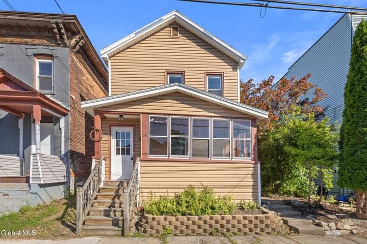 34 Kline Street, Amsterdam, NY