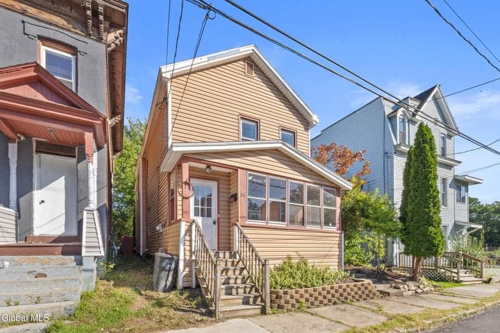 34 Kline Street, Amsterdam, NY, photo 3