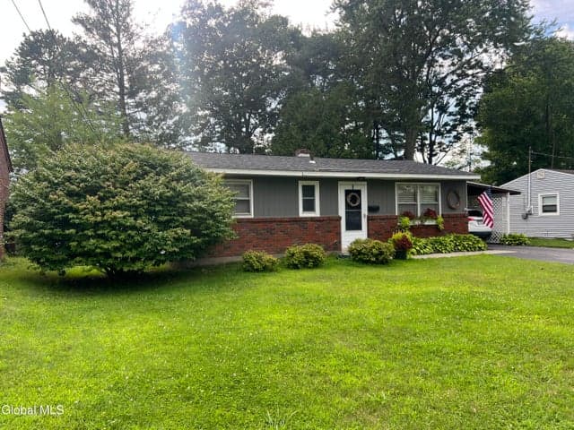 1352 Lawn Avenue, Rotterdam, NY, photo 3