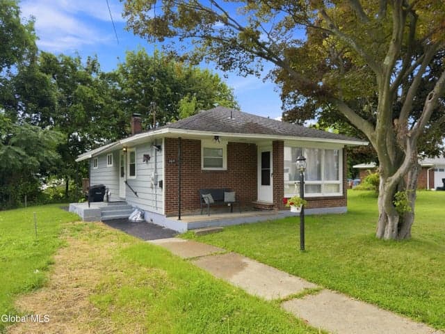 2615 16th Street, Troy, NY, photo 2