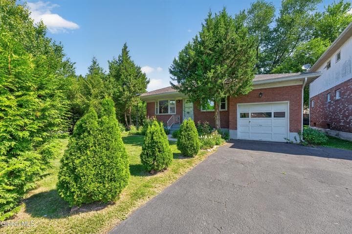 87 Buckingham Drive, Albany, NY, photo 2