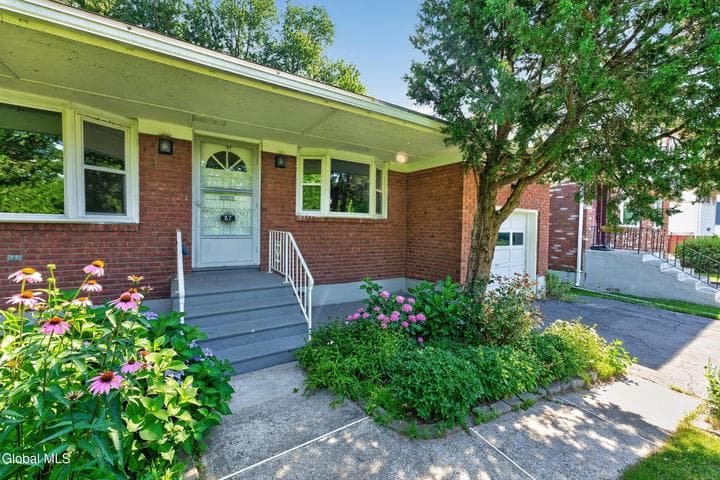 87 Buckingham Drive, Albany, NY, photo 5