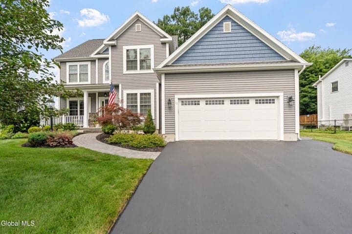 15 Denhelder Drive, Clifton Park, NY