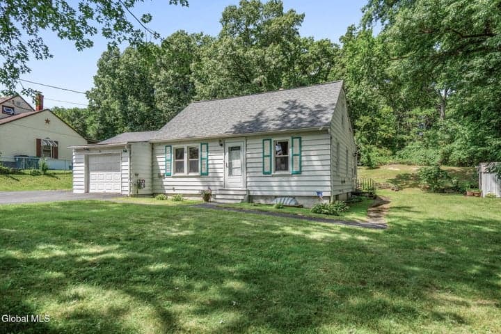 21 Jay Street, Waterford, NY, photo 3
