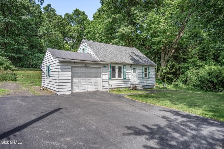 21 Jay Street, Waterford, NY, photo 4