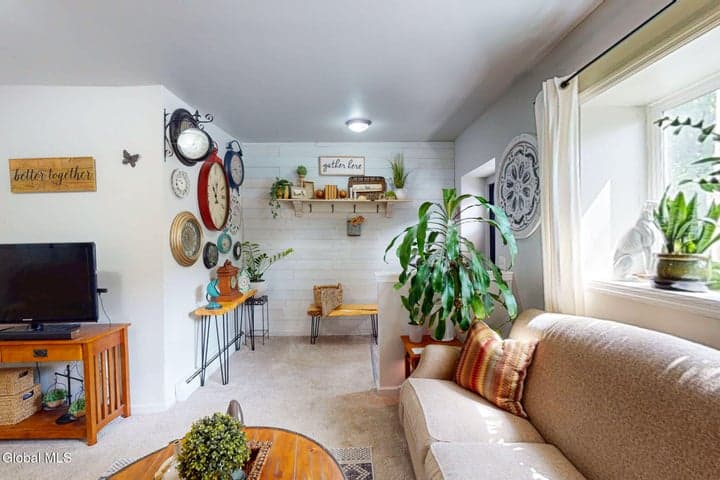 515 1st Avenue, Troy, NY, photo 5