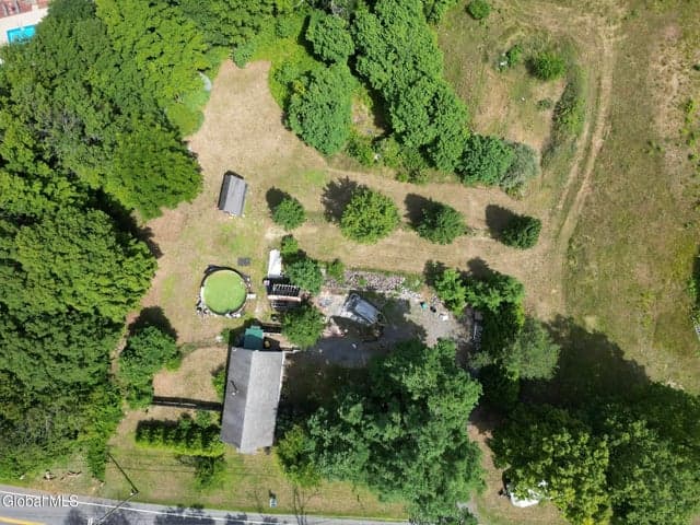 408 W Mountain Road, Queensbury, NY
