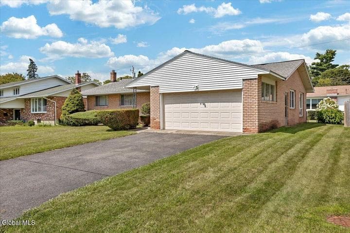 106 Fairlawn Avenue, Albany, NY, photo 3