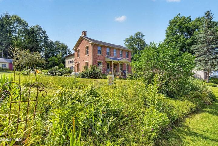 201 Kingsley Road, Ballston, NY, photo 2
