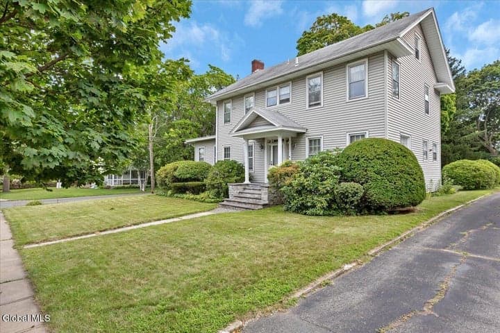 213 Euclid Avenue, Albany, NY, photo 2