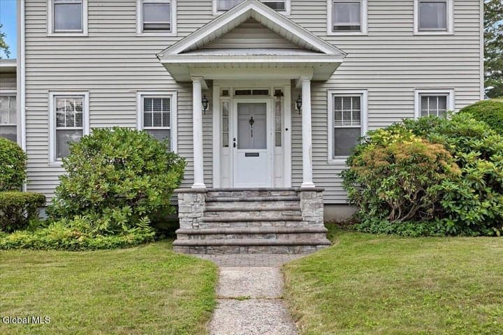 213 Euclid Avenue, Albany, NY, photo 4