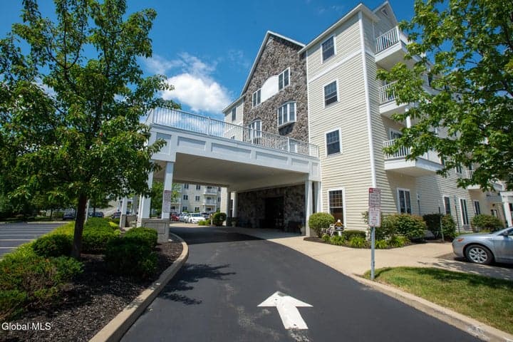 8 Wall Street #APT 317, Clifton Park, NY, photo 2