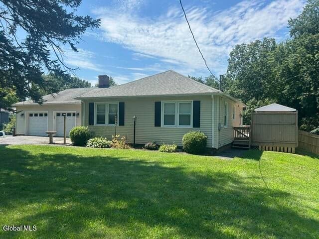 15 Chester Court, Troy, NY