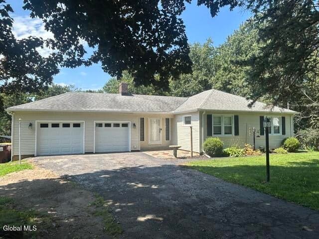 15 Chester Court, Troy, NY, photo 2