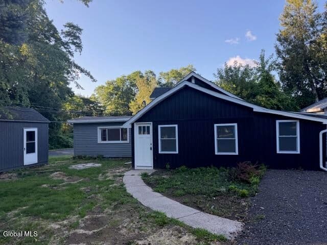 205 Tampa Avenue, East Greenbush, NY