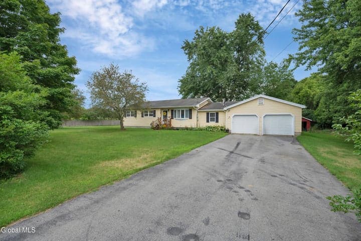 23 Thomas Road, Fort Ann, NY, photo 2