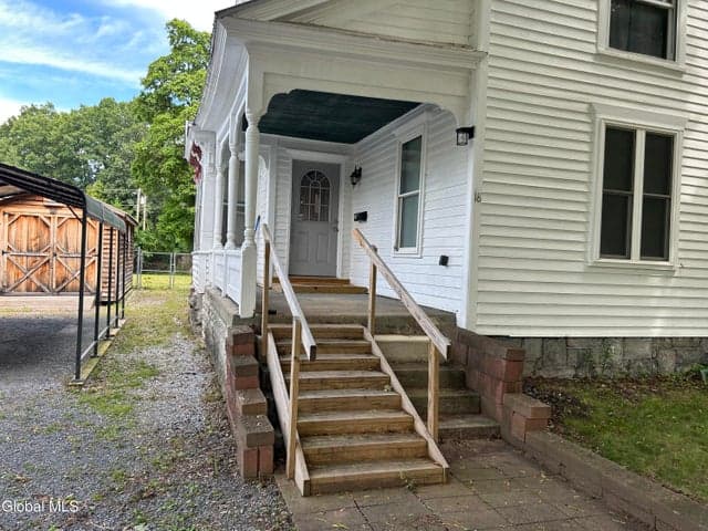 18 Gibson Avenue, Hudson Falls, NY, photo 4