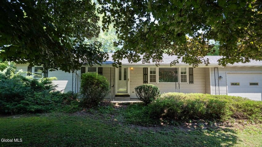 21 Cross Street, Stuyvesant, NY, photo 1