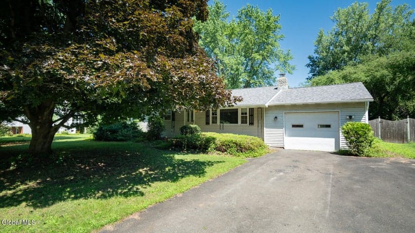 21 Cross Street, Stuyvesant, NY, photo 3