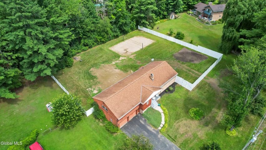 969 Grooms Road, Clifton Park, NY, photo 5