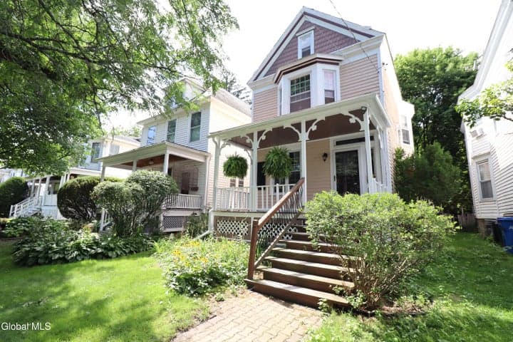 72 N Pine Avenue, Albany, NY