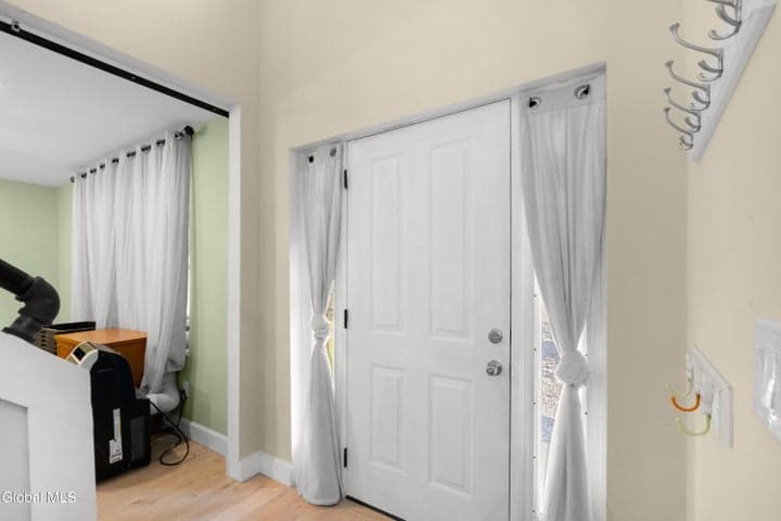4 North Street, Ballston, NY, photo 2