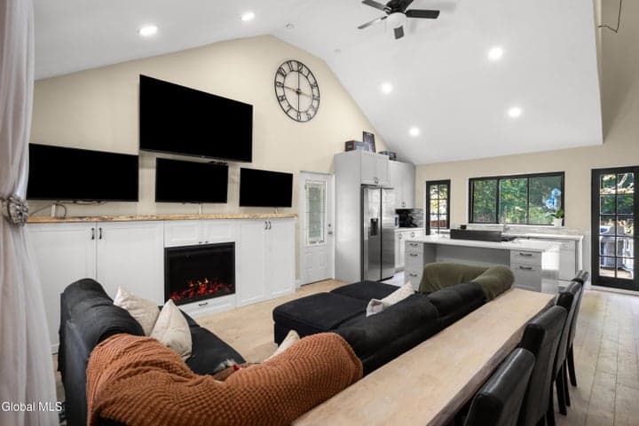 4 North Street, Ballston, NY, photo 4