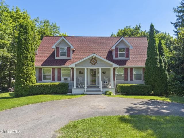 30-32 Western Avenue, Ravena, NY