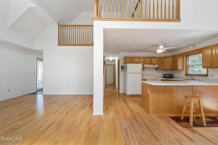 30-32 Western Avenue, Ravena, NY, photo 2