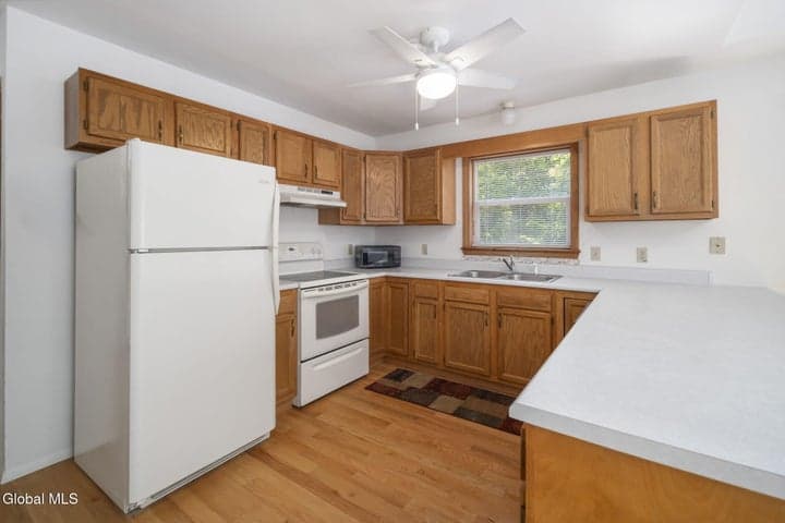 30-32 Western Avenue, Ravena, NY, photo 4
