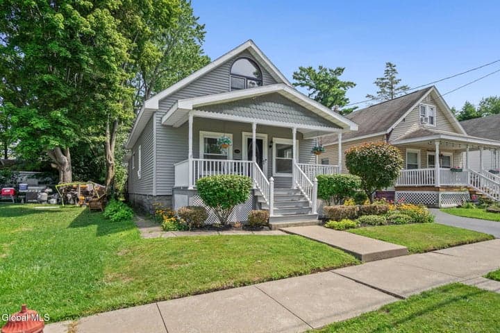 1176 Dean Street, Schenectady, NY