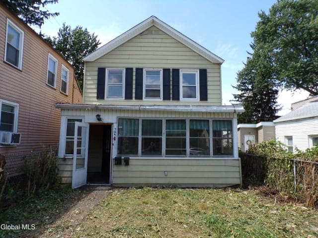 709 4th Avenue, Troy, NY