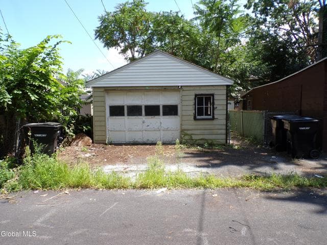 709 4th Avenue, Troy, NY, photo 3